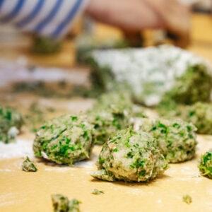 Sonntag, 22.03. - 11 - 14 Uhr ​"Mit dem ersten Grün die Bärenkräfte in dir wecken"